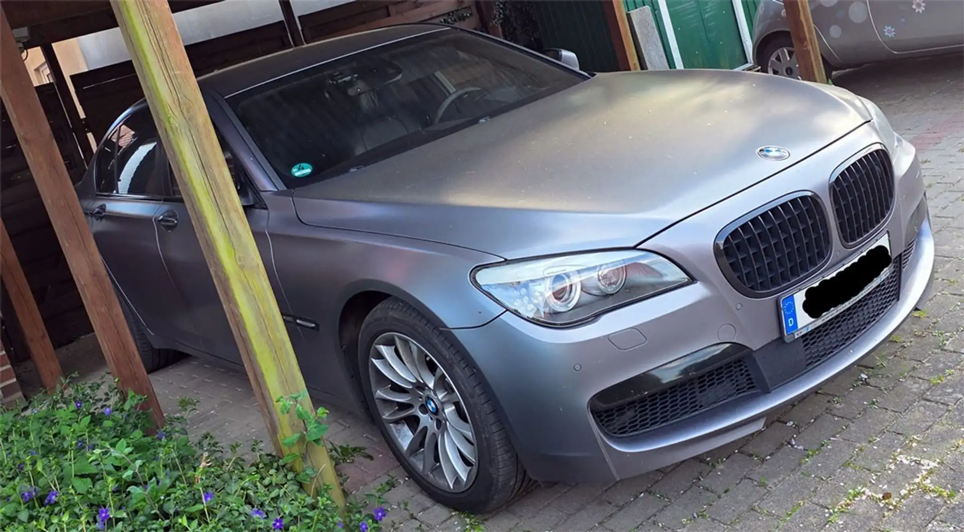 BMW 740 740d xDrive M Sportpaket Grau - 2