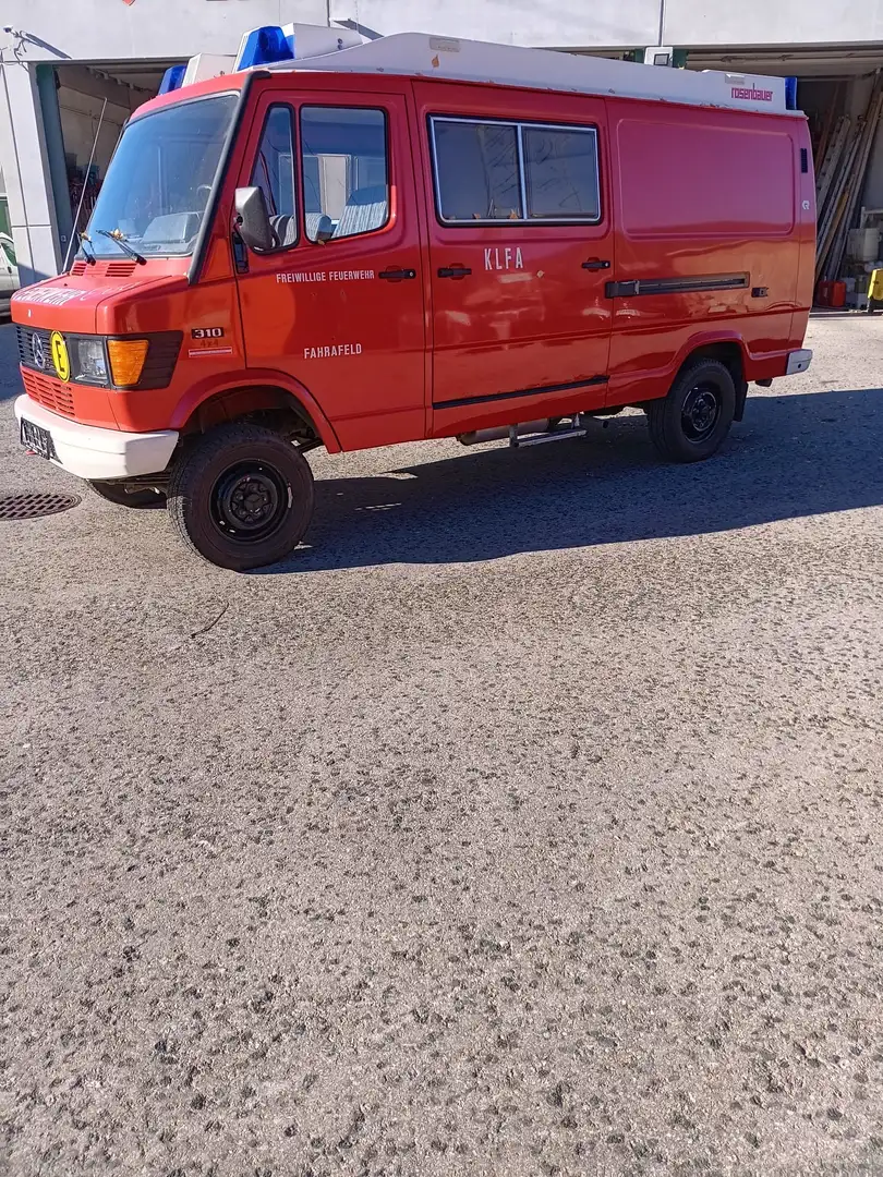 Mercedes-Benz T2 - 1