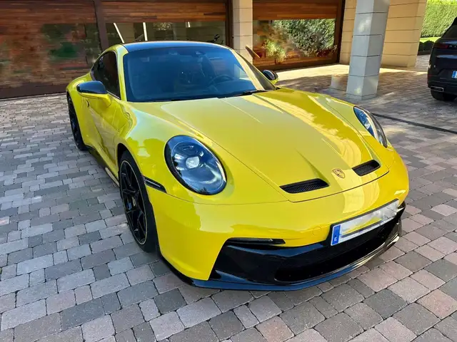 Porsche 992