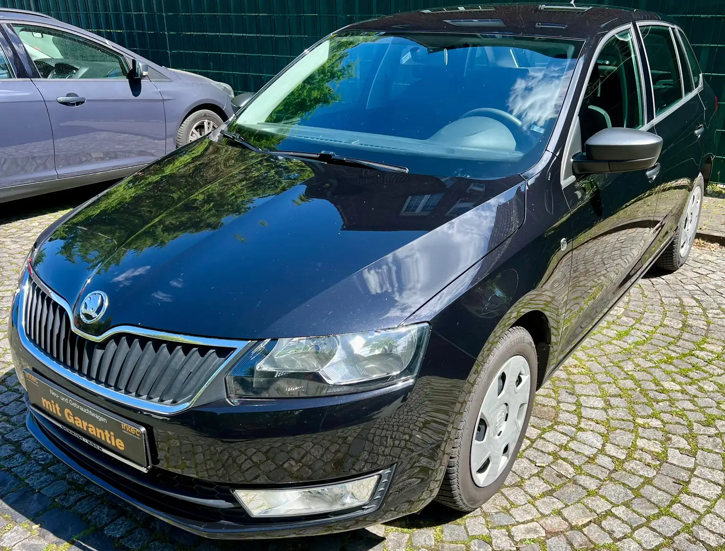Skoda Rapid/Spaceback 1.2 TSI Cool Edition*GARANTIE*SHZ/PDC*INSP NEU Schwarz - 1