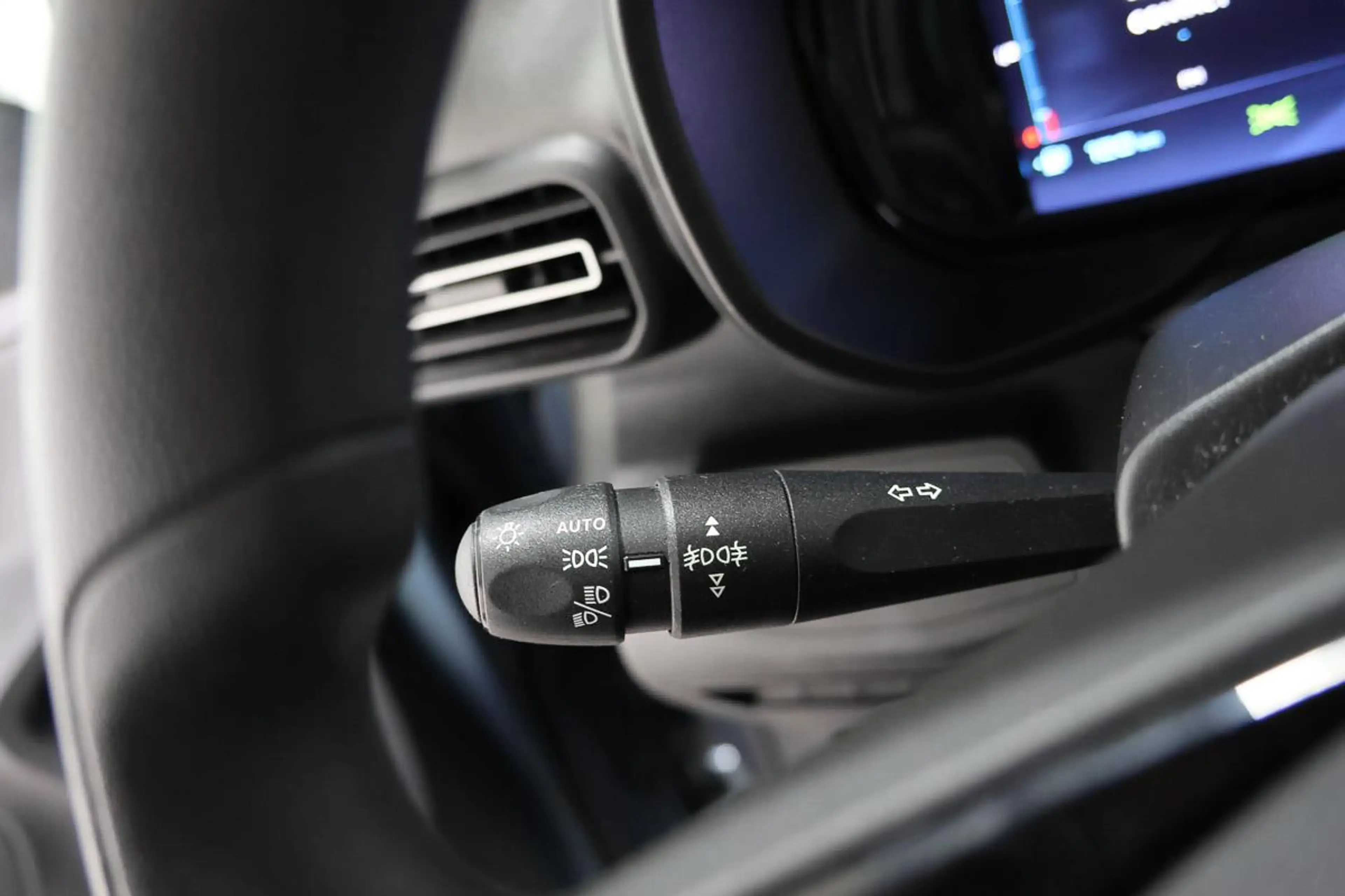 Citroen Berlingo 1.2 - 110  LED - ATTELAGE - CAM - CARPLAY — photo 15