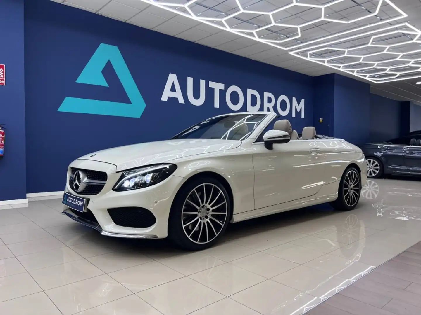 Mercedes-Benz C 250 Cabrio 9G-Tronic Blanco - 1