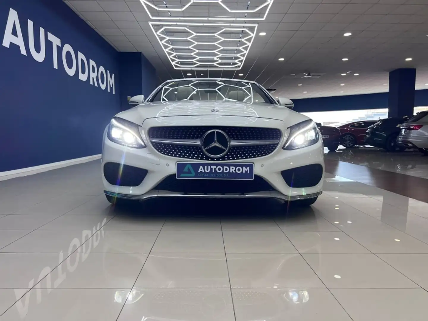 Mercedes-Benz C 250 Cabrio 9G-Tronic Blanco - 2