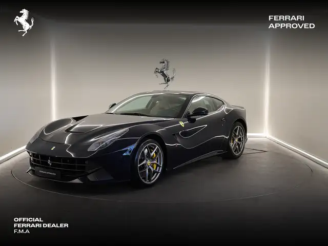 Ferrari F12 Berlinetta / Blu Pozzi / Ferrari Approved
