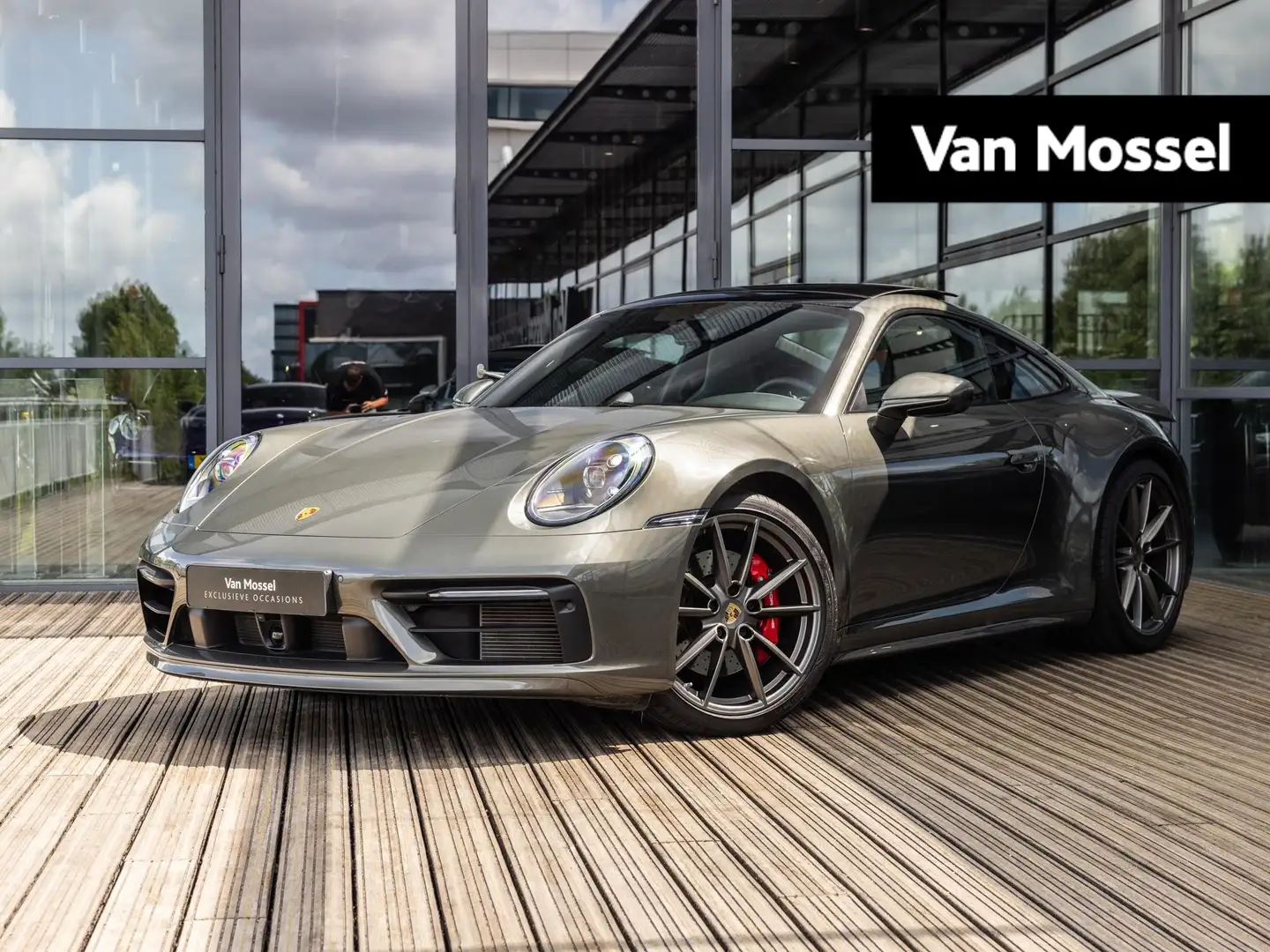 Porsche 992 3.0 Carrera 4 S | SPORTDESIGN | SPORTCHRONO | PANO Groen - 1