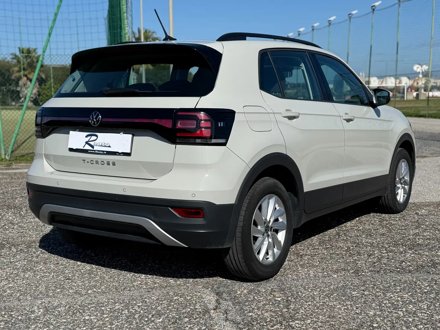 Volkswagen T-Cross 1.0 tsi Style 95cv Beige - 2