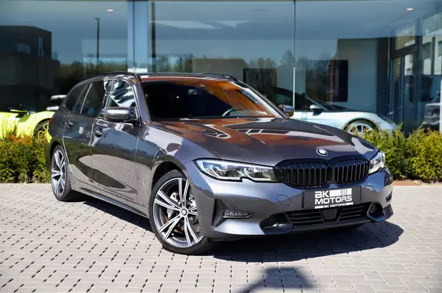 BMW 330 e Touring PHEV-Laser-HUD-Carplay-Adaptive-Ambiant-...