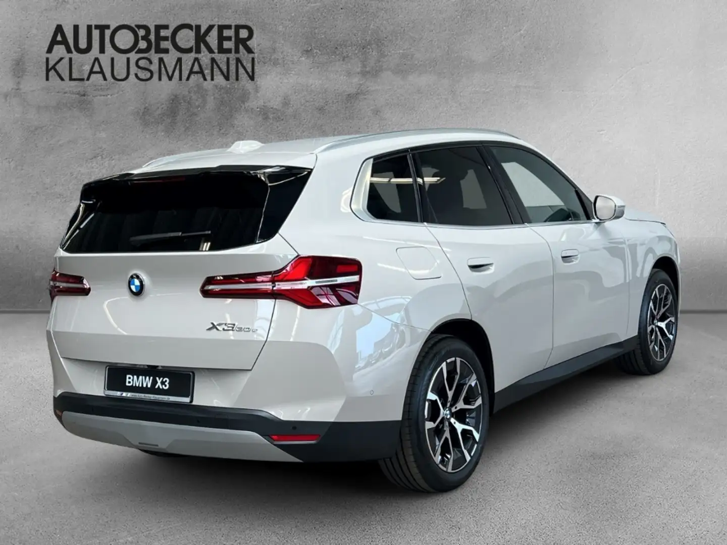 BMW X3 xDrive30e LMR 19'' Klimasitze DAB e-Sitze Sitzheiz Grijs - 2
