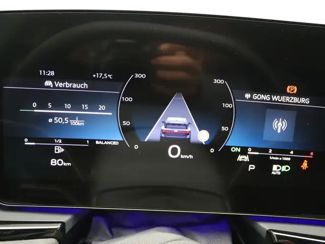 Audi A6 view 14