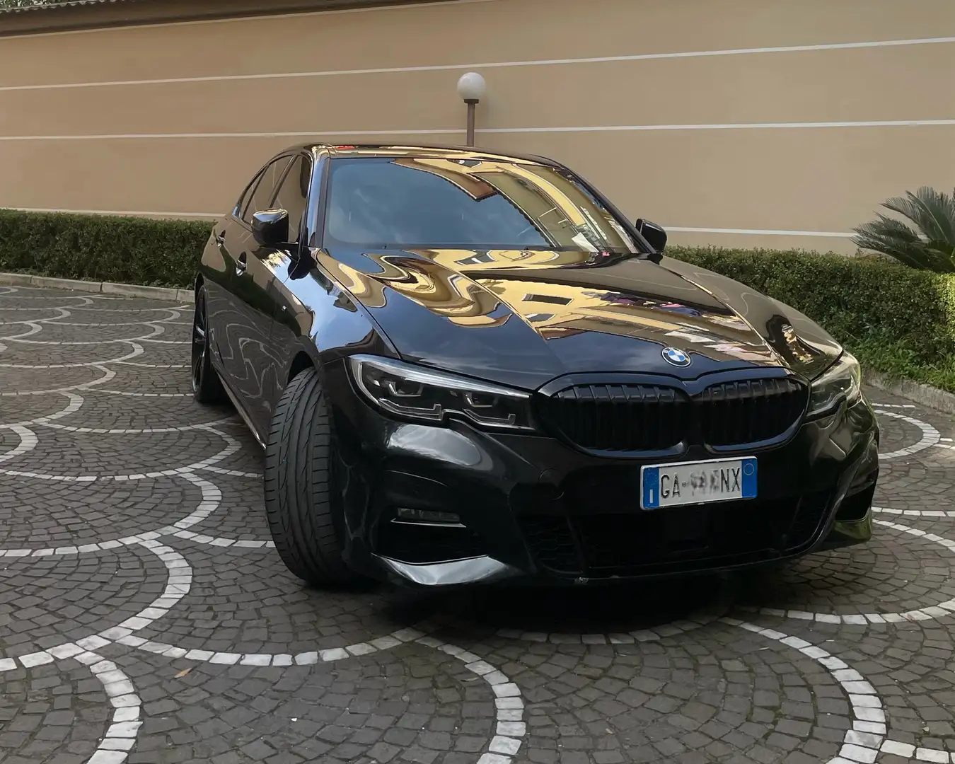 BMW 320 320d M Sport Nero - 1