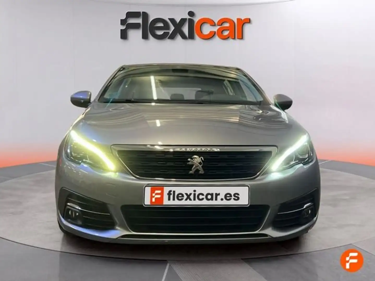 Peugeot 308 1.2 PureTech S&S Access 130 Grau - 2