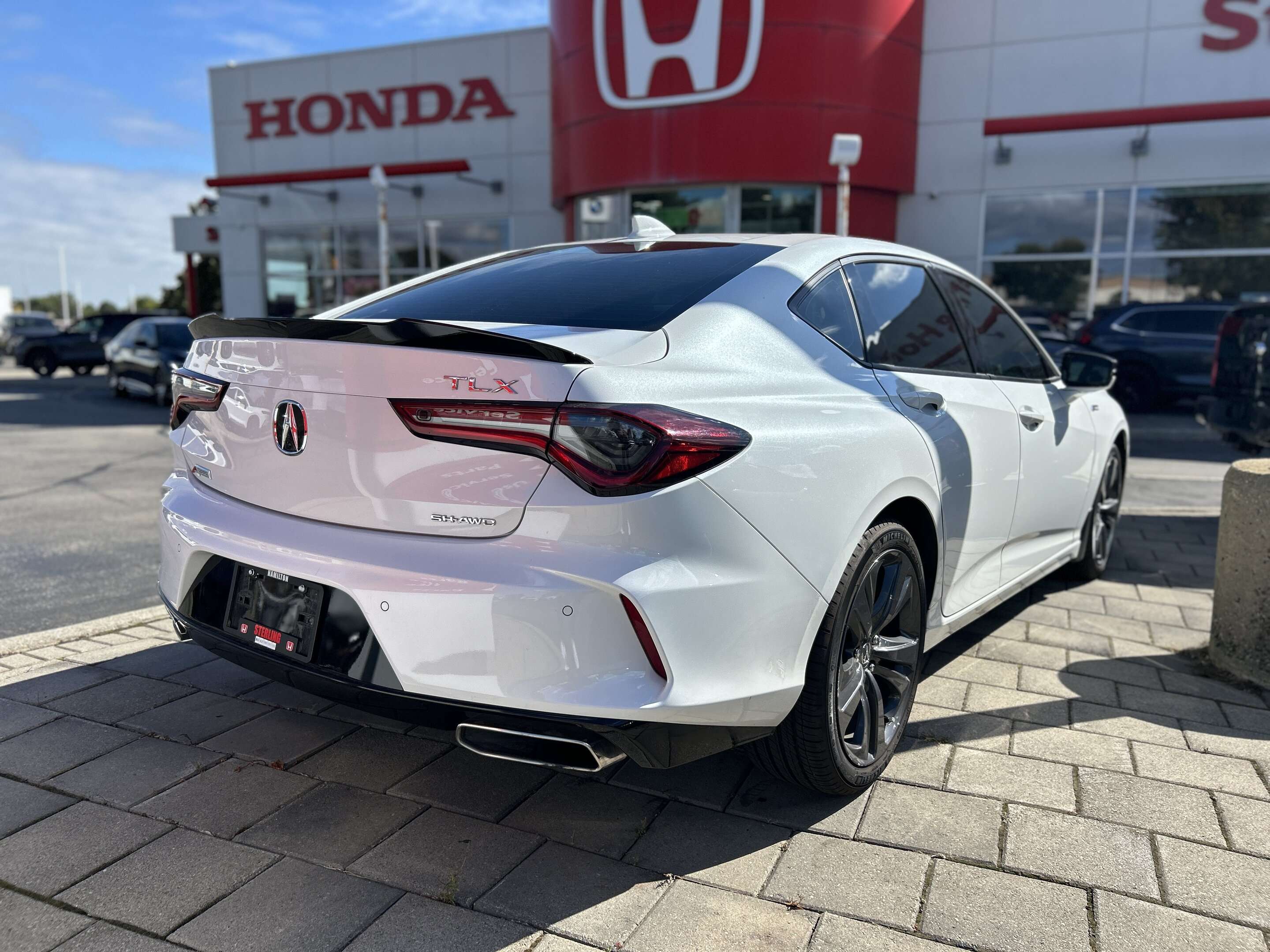 2023 Acura TLX A-Spec | Low Km's | 1 Owner | No Accidents — снимка 5