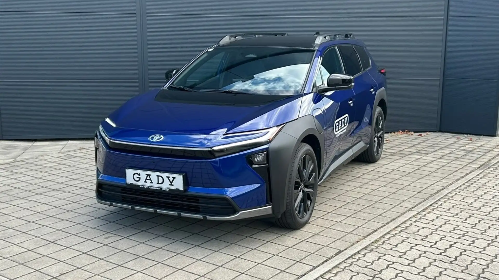 Toyota bZ4X BZ4X Touring Elektro 74,7kWh AWD Lounge Blau - 2
