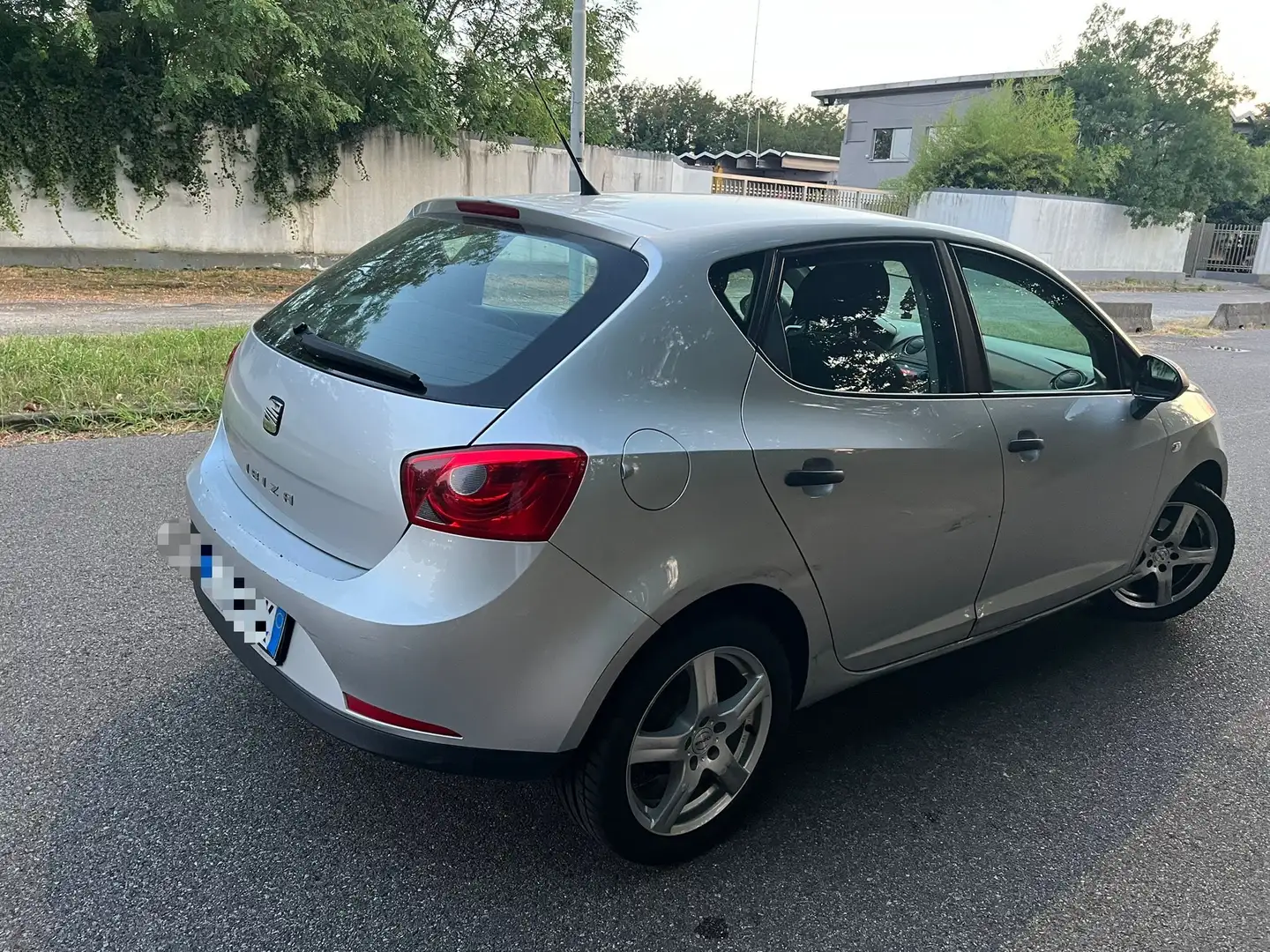 SEAT Ibiza 5p 1.2 tdi cr Reference - 2