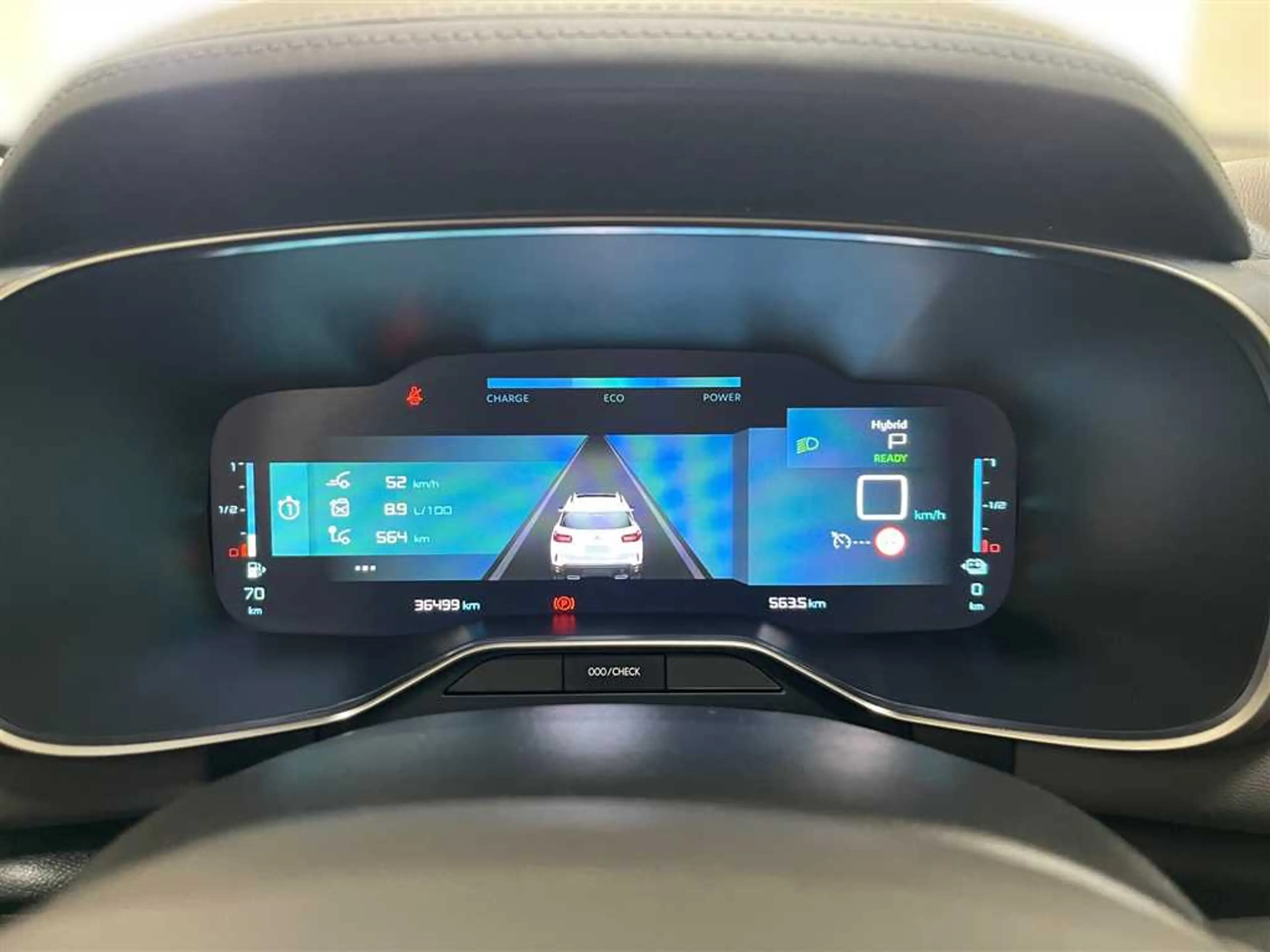 Citroen C5 Aircross — photo 13
