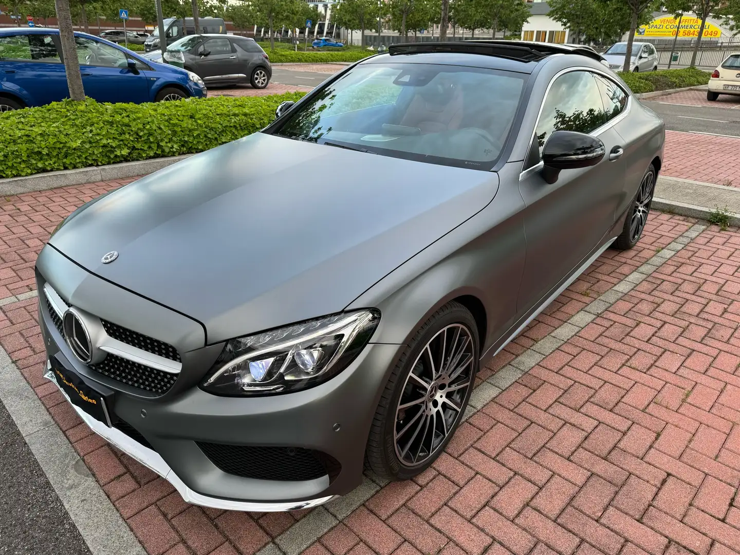 Mercedes-Benz C 250 Coupe d Premium AMG auto Grigio - 1
