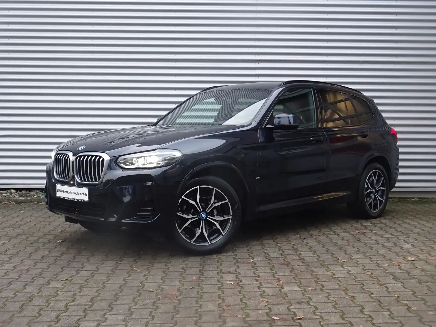 BMW X3 xDrive30e M Sport Navi Parkassist AHK HiFi SH Zwart - 1