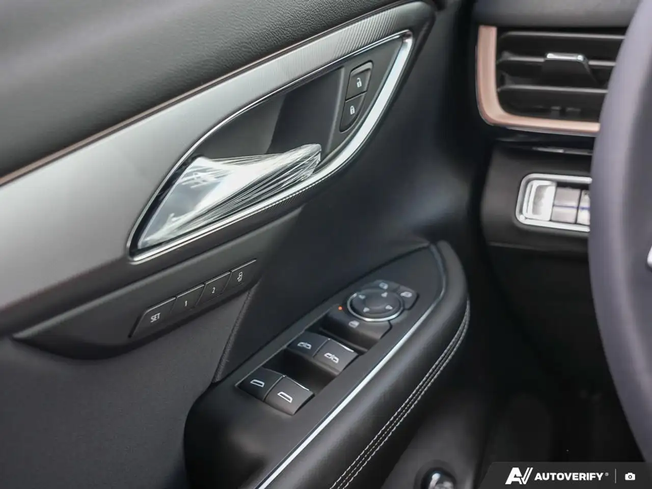 Buick Envision снимка Buick Envision