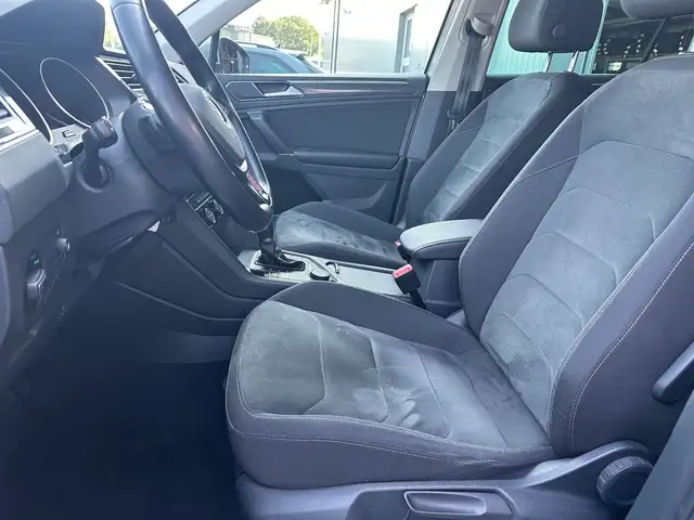 Volkswagen Tiguan view 11