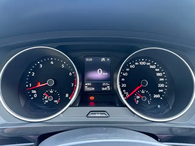 Volkswagen Tiguan view 17