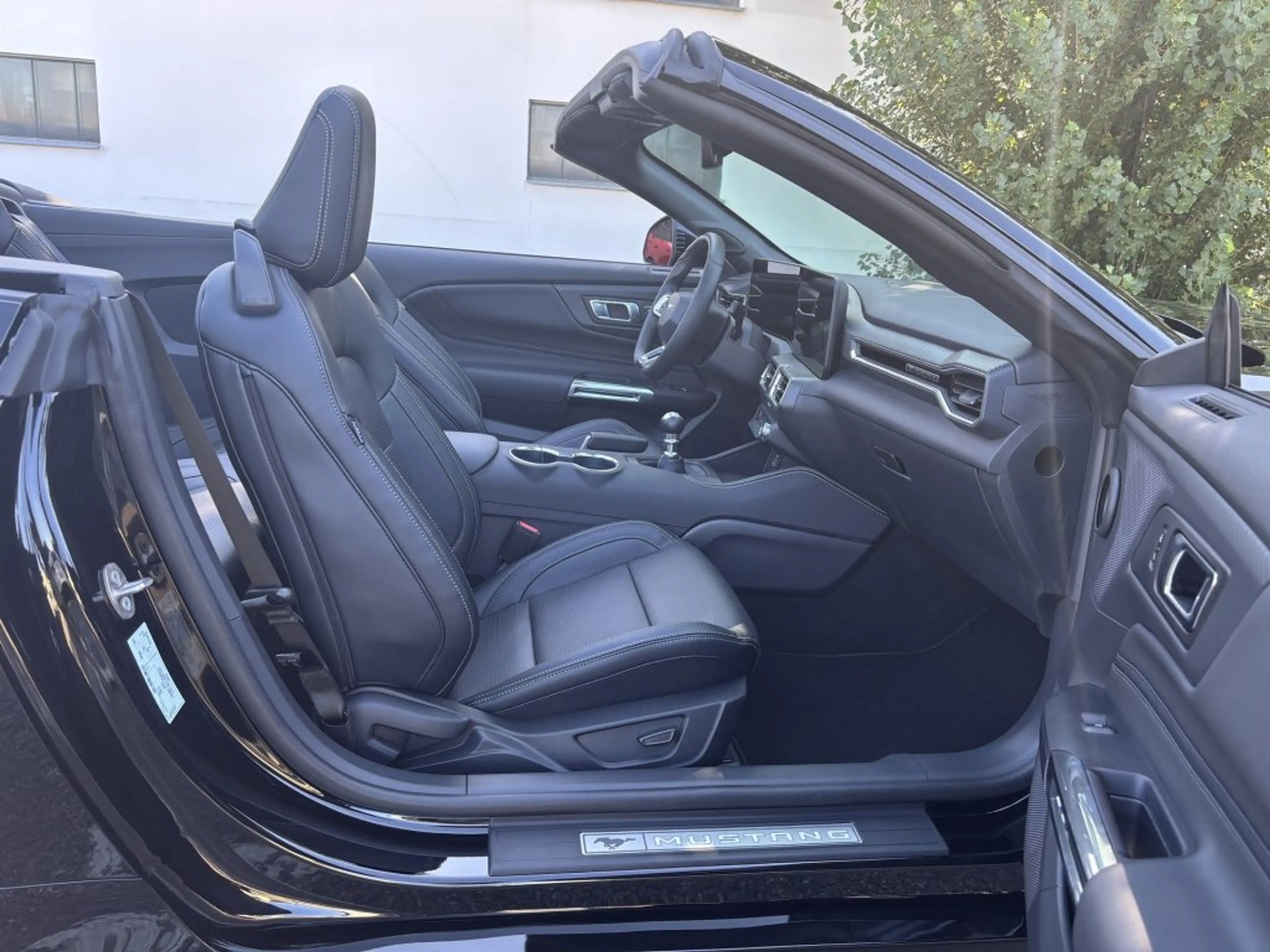 Ford Mustang Convertible GT 5.0l V8 446PS 6-Gang manuell — photo 10