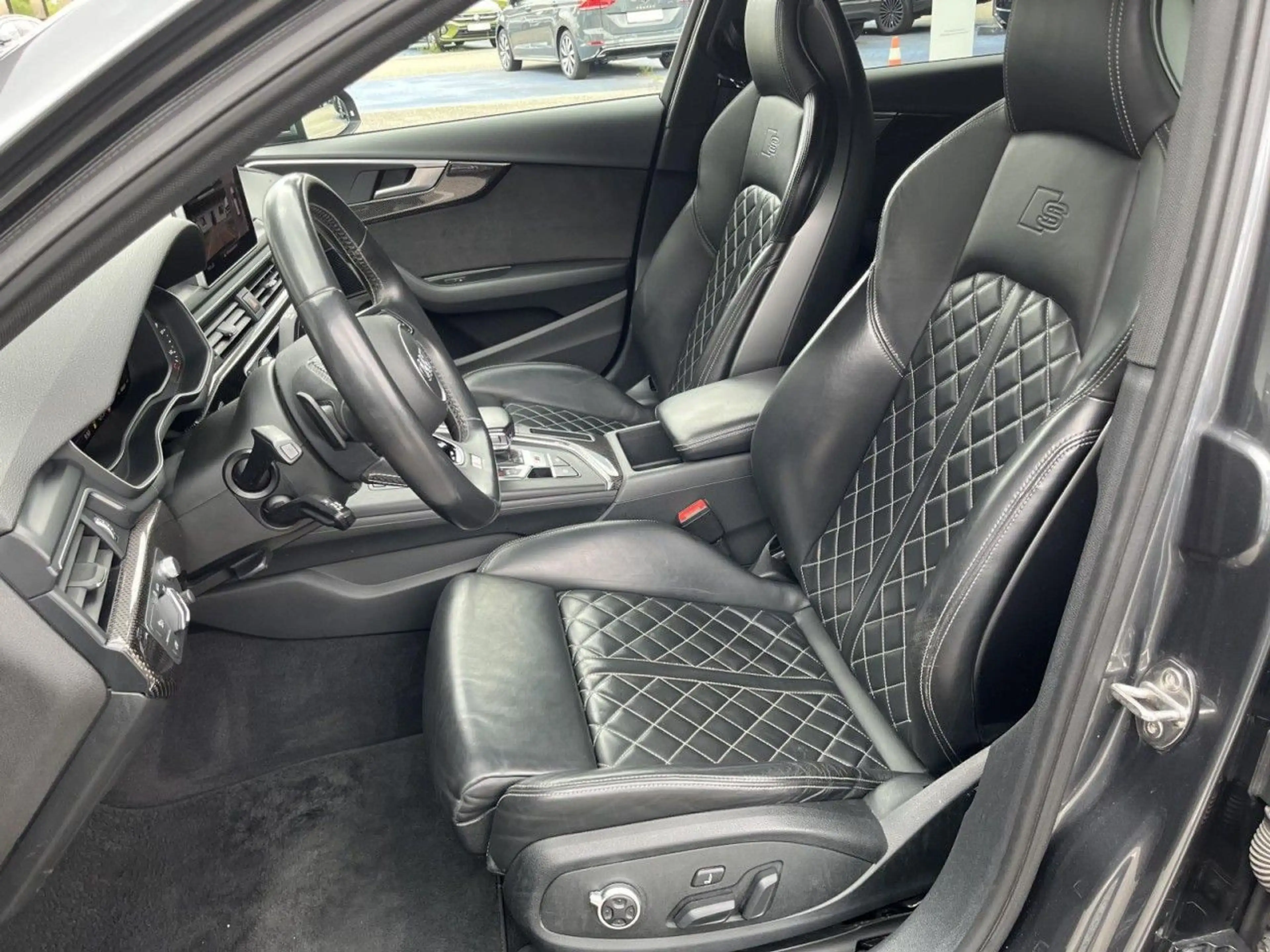 Audi S4 Avant 3,0 TFSI quattro (Matrix-LED+AHK+Standh.) — photo 10