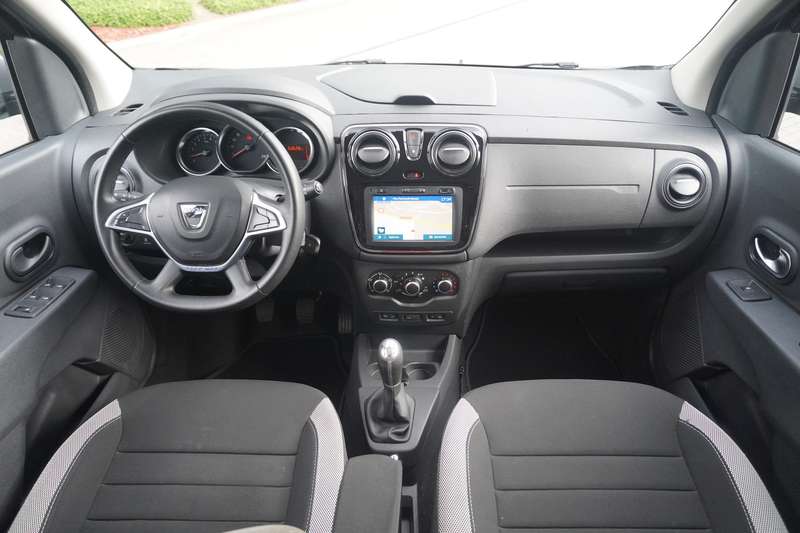 Dacia Lodgy Stepway 1.6 SCe Klima Navi SHZ PDC 7-Sitzer — photo 9