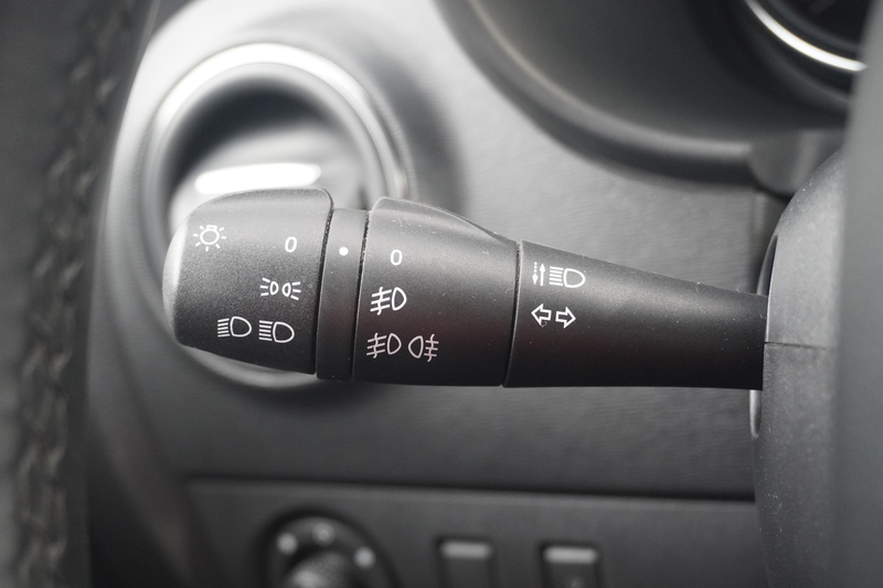 Dacia Lodgy Stepway 1.6 SCe Klima Navi SHZ PDC 7-Sitzer — photo 14