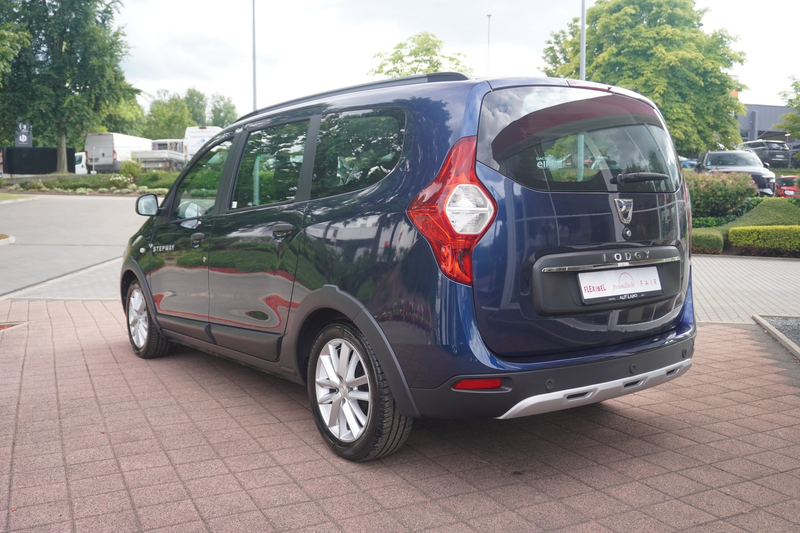 Dacia Lodgy Stepway 1.6 SCe Klima Navi SHZ PDC 7-Sitzer — photo 2