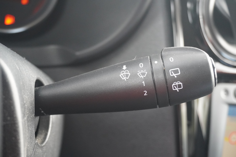 Dacia Lodgy Stepway 1.6 SCe Klima Navi SHZ PDC 7-Sitzer — photo 15