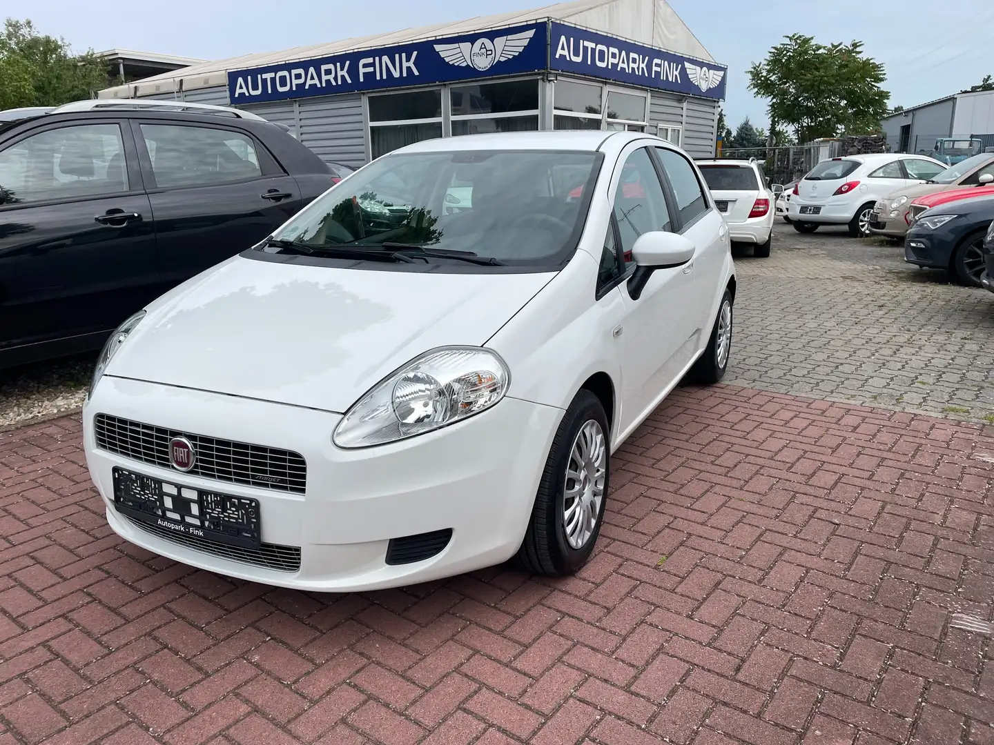 Fiat Grande Punto 1.4 16V Dynamic aus 1.Hand+Scheckheft Blanc - 1