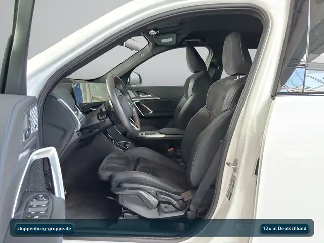 BMW X1 view 12