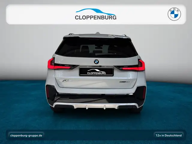 BMW X1 view 4
