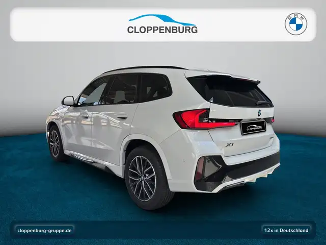 BMW X1 view 3