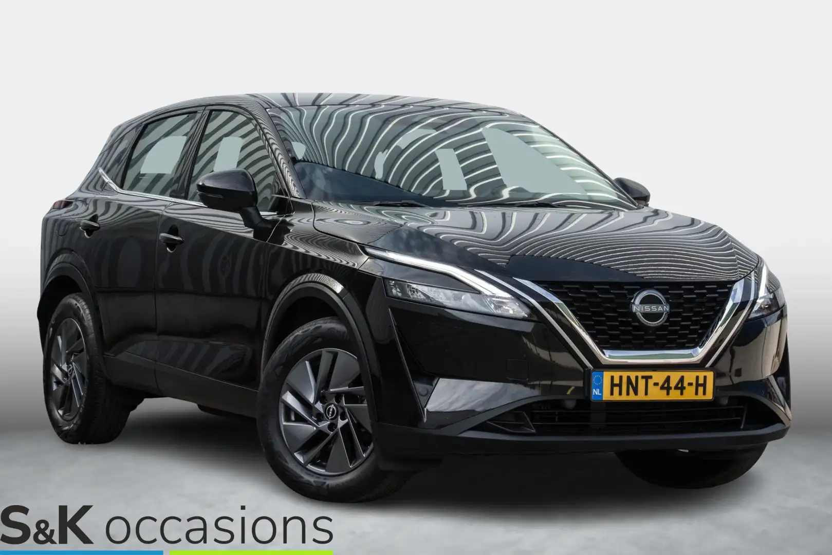 Nissan Qashqai 1.3 MHEV Acenta 360camera NAVI LaneAssist ACC Zwart - 1