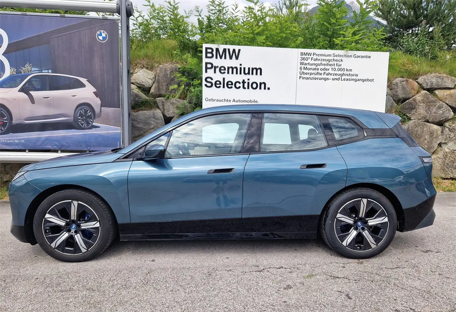 BMW iX xDrive40 Blauw - 2