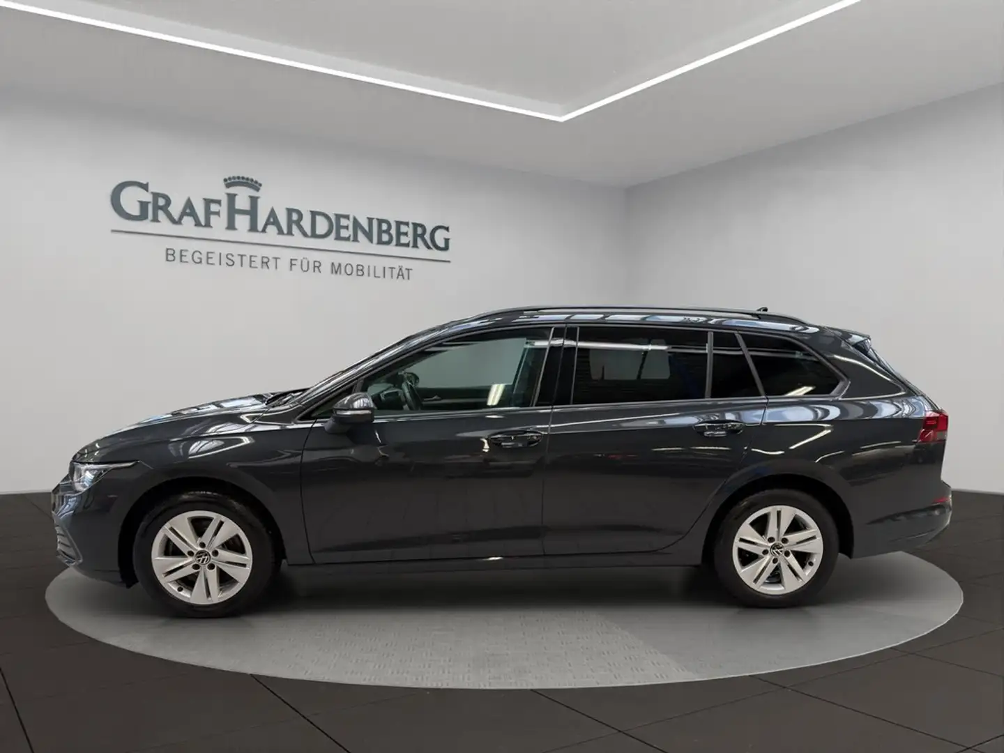Volkswagen Golf VIII Variant 2.0 TDI DSG Life ACC LED Navi Grau - 2