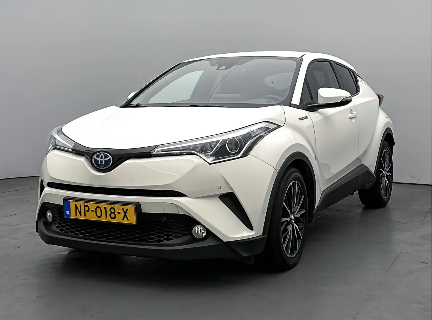 Toyota C-HR 1.8 Hybrid Executive | Navigatie | Parkeersensoren Bianco - 1