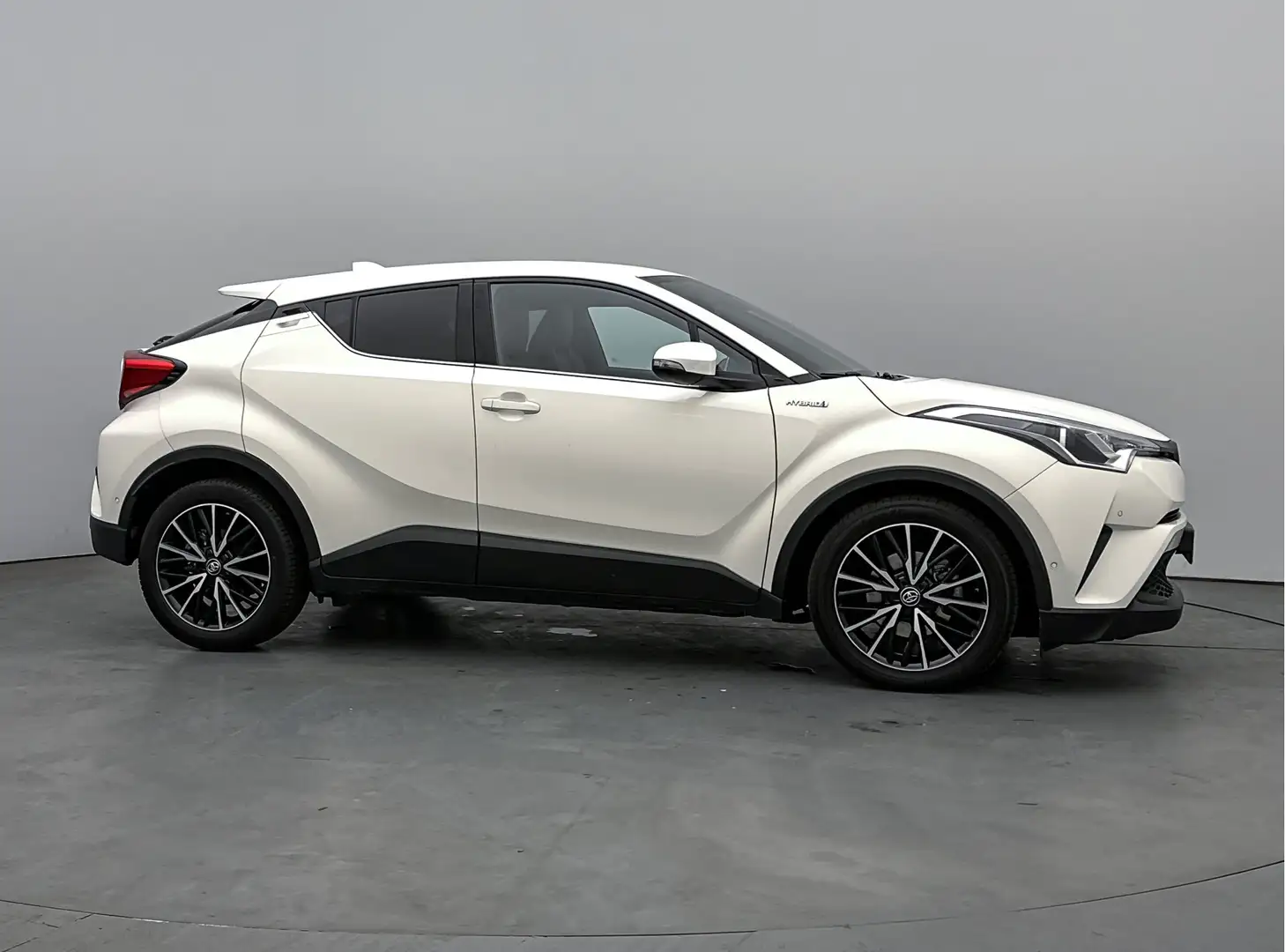 Toyota C-HR 1.8 Hybrid Executive | Navigatie | Parkeersensoren Bianco - 2
