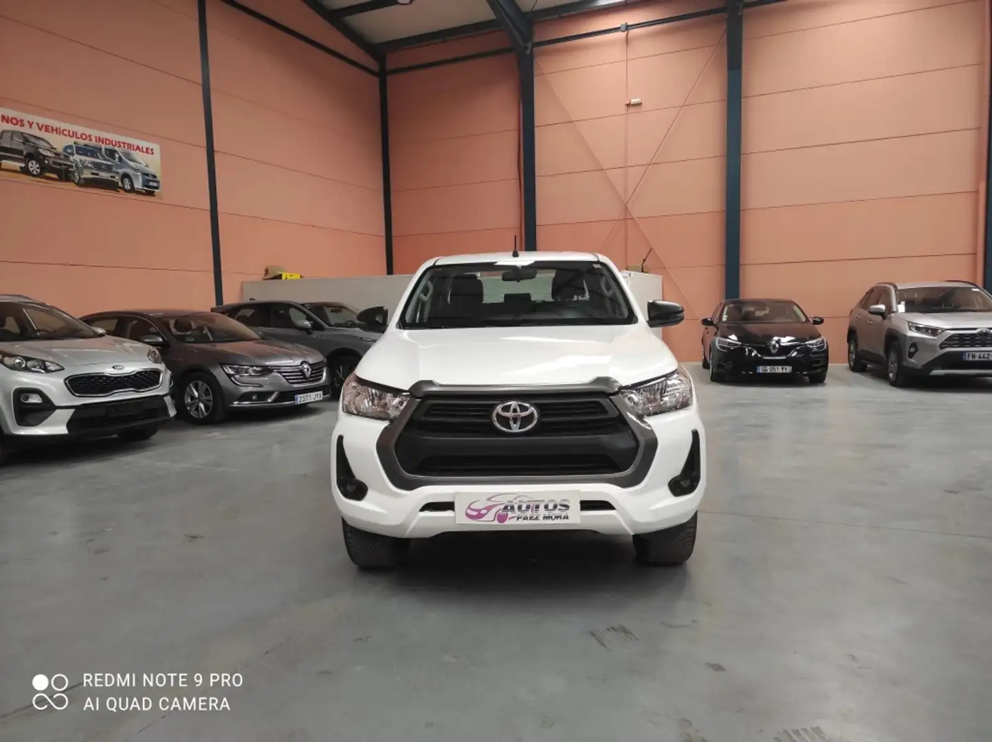 Toyota Hilux Cabina Doble GX Blanco - 1