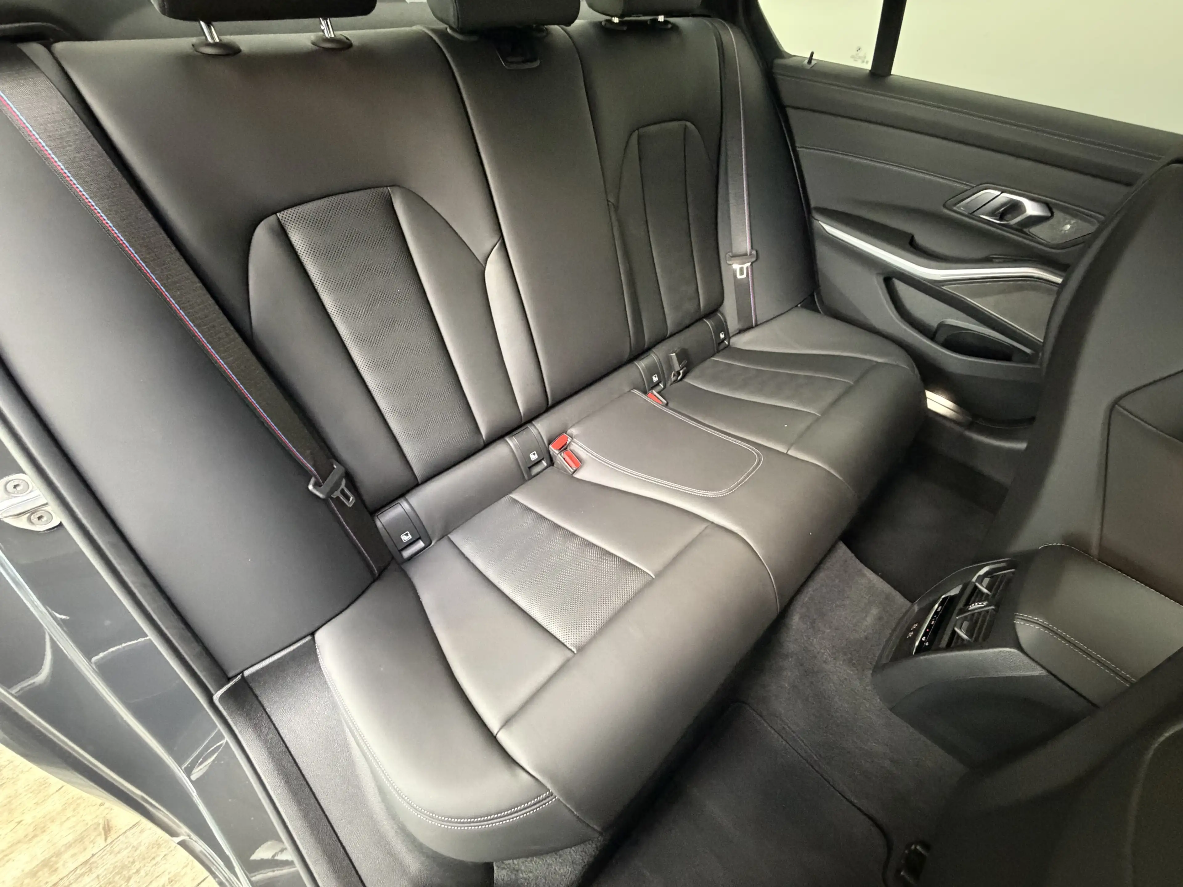 BMW M3 xDrive Competition Sitzlüft. ACC 360° Carbon — photo 25