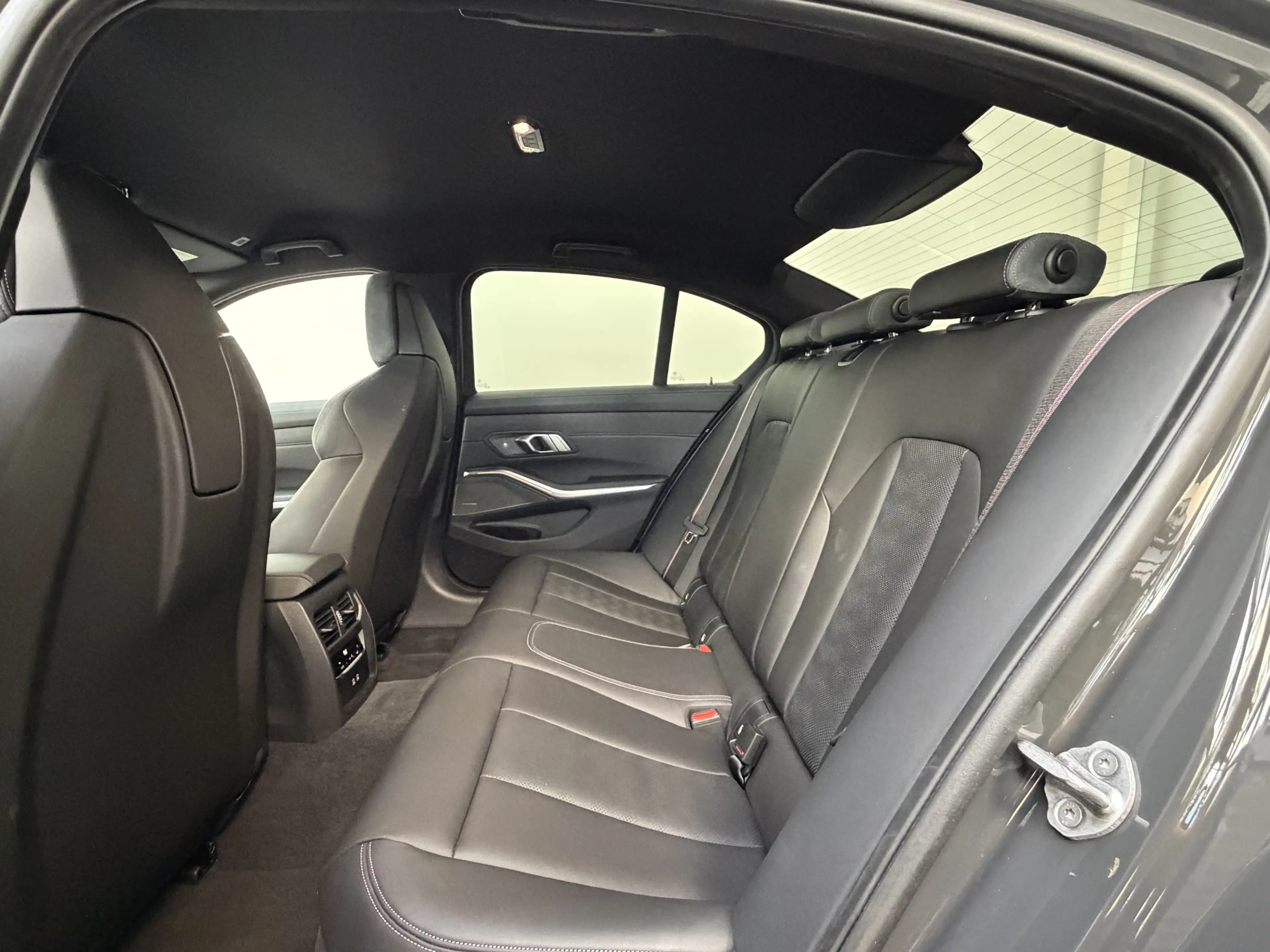 BMW M3 xDrive Competition Sitzlüft. ACC 360° Carbon — photo 18