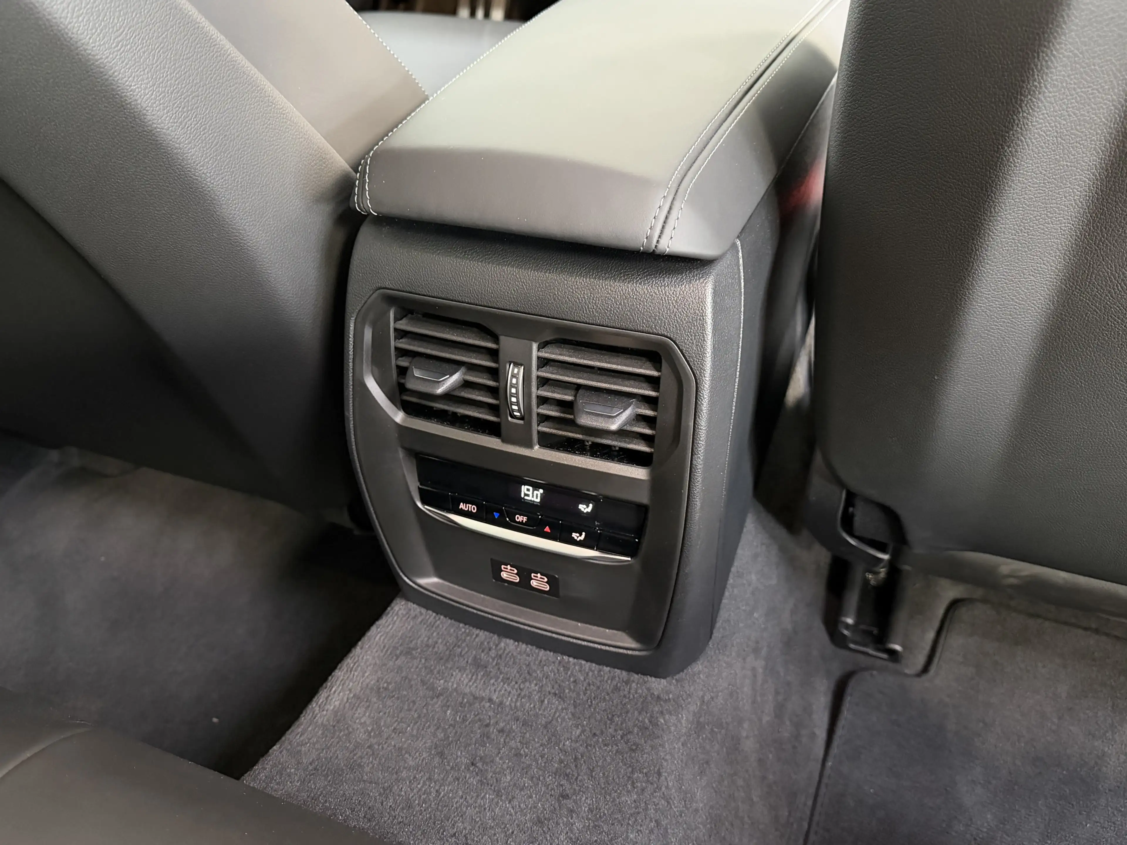 BMW M3 xDrive Competition Sitzlüft. ACC 360° Carbon — photo 26