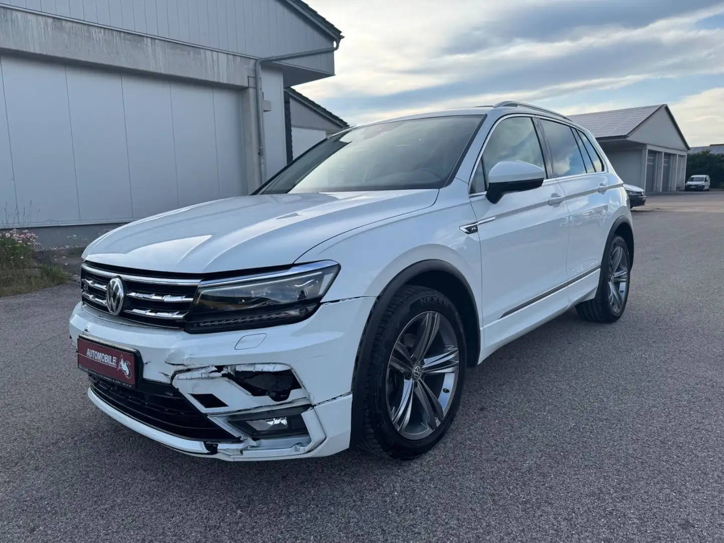 Volkswagen Tiguan Highline R-Line 4Motion F E S T P R E I S Weiß - 1