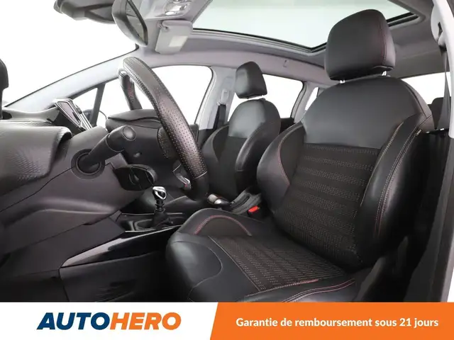 Peugeot 2008 view 10