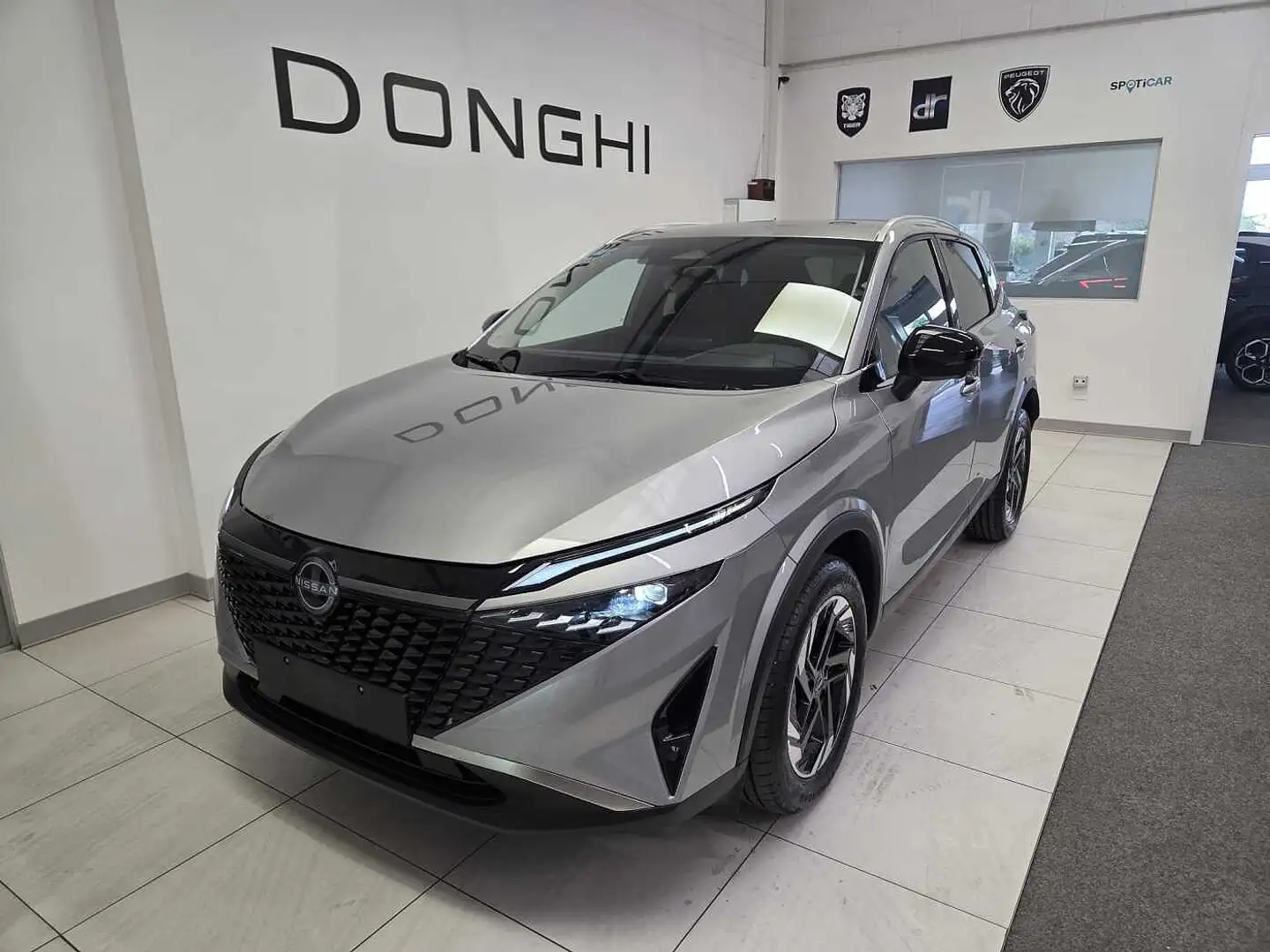 Nissan Qashqai Xtronic N-Connecta 158cv MHEV Hybrid KM0! Grau - 1