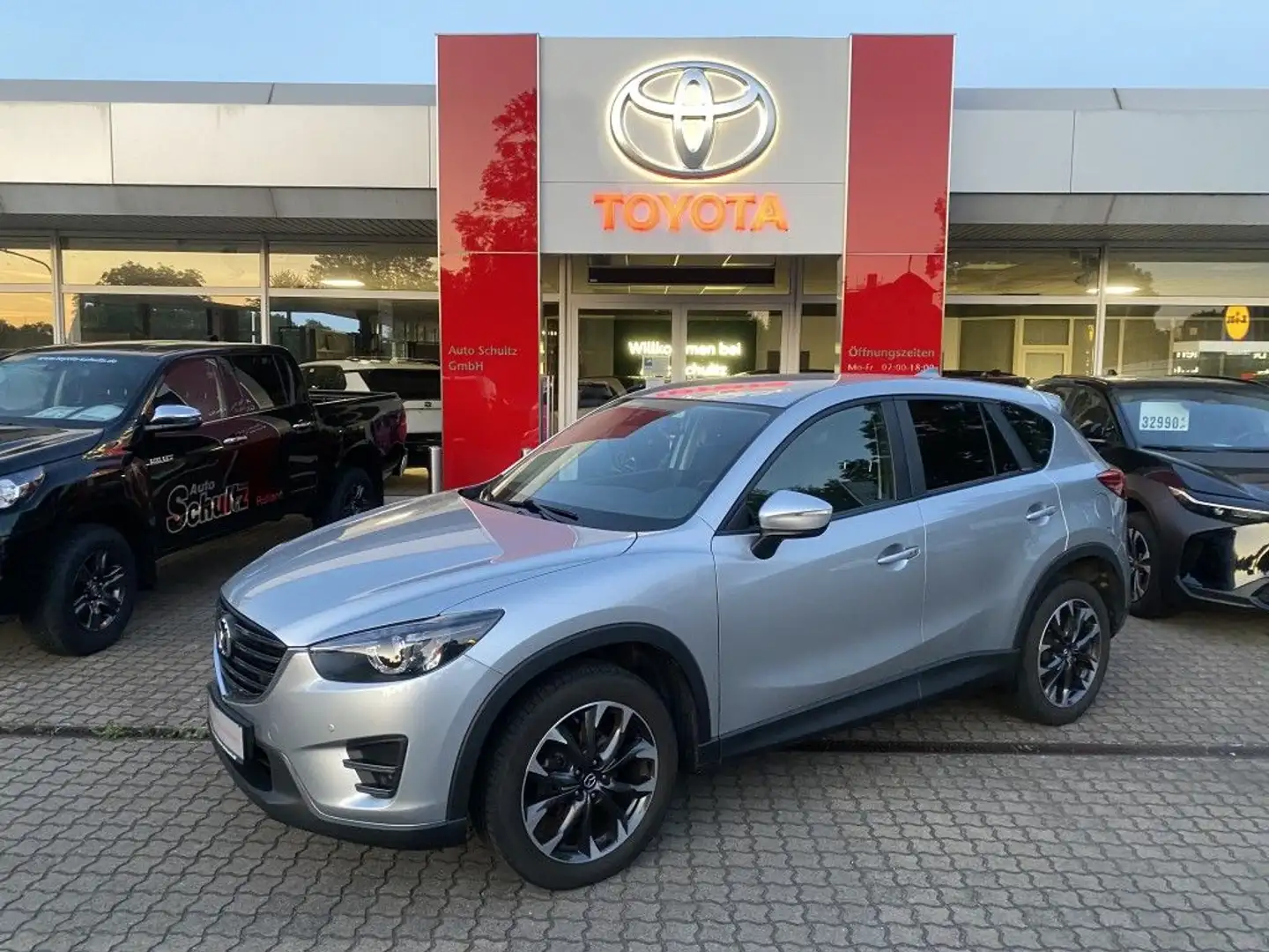 Mazda CX-5 Nakama 165 5-G. mit LED, Navi Scheckheft, 1.Hand Plateado - 1
