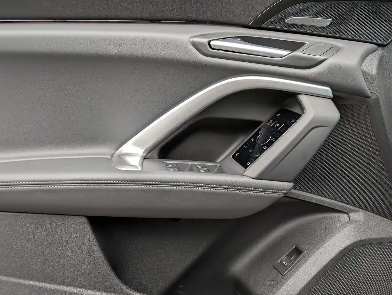 Audi Q5 снимка Audi Q5