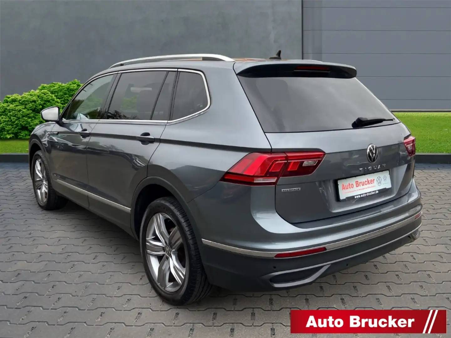 Volkswagen Tiguan Allspace Life 2.0 TDI LED+Stand-HZ+SHZ+3-Zonen-Klimaanlage Gris - 2
