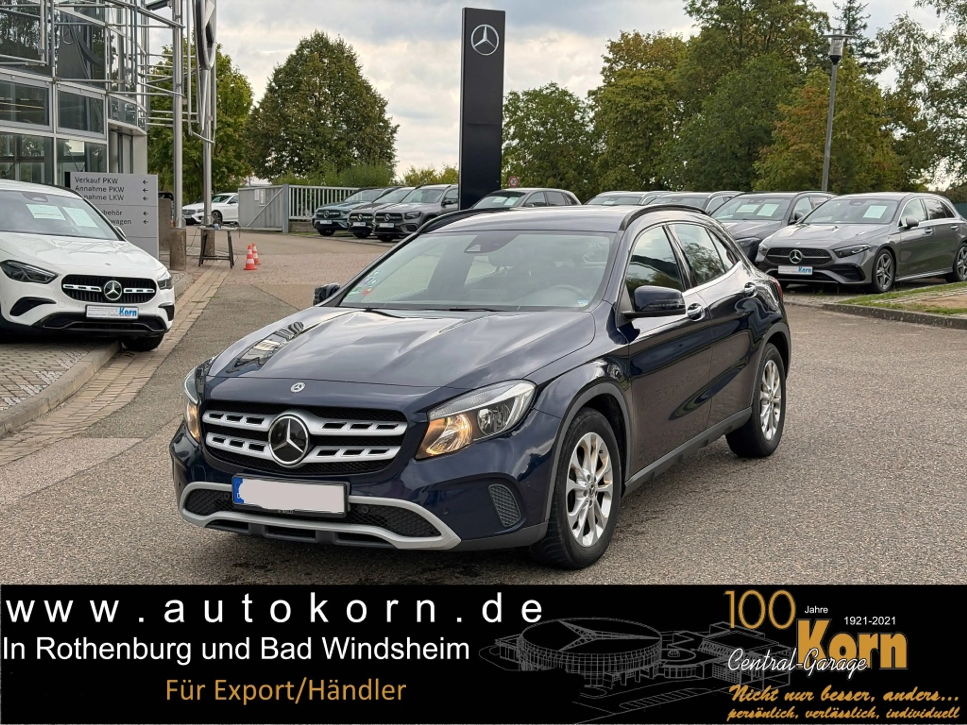 Mercedes-Benz GLA 220 d Style 4M ACC AHK AUT Facelift Kam. LM